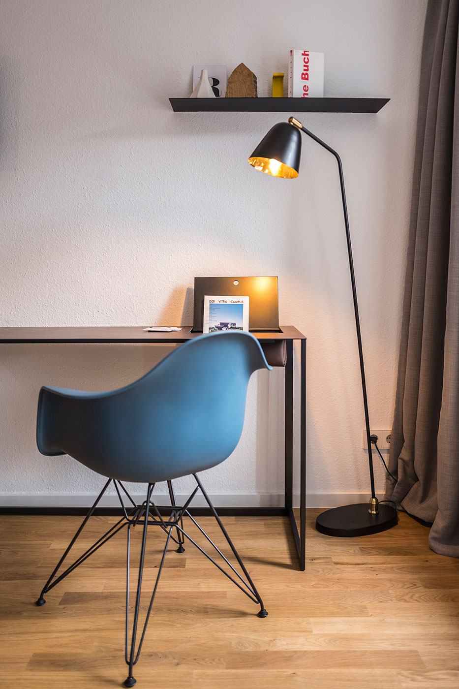 Designer furniture shapes rooms | Room Concept by Stilobjekt
